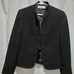 TAHARI Black suit jacket